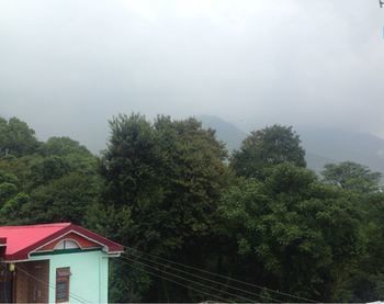 Goroomgo Hotel The Sojourn, Adharshila & Gulmohar Cottages Dharamsala Exterior photo