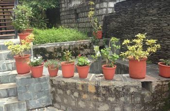 Goroomgo Hotel The Sojourn, Adharshila & Gulmohar Cottages Dharamsala Exterior photo